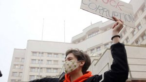 Полянский: Киев уничтожает документы, пока украинцы просят ВС РФ бить по ТЦК