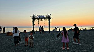 ✅️🌴25 ИЮЛЯ В СИРИУСЕ: ИДЕМ ПО УЛ.ЦВЕТОЧНОЙ К МОРЮ. САМЫЙ АТМОСФЕРНЫЙ ПЛЯЖ СОЧИФОРНИЯ.  ЛУЧШИЕ МЕСТА