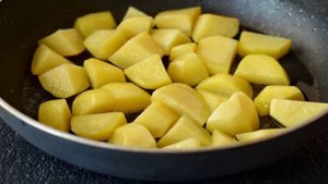 Аджапсандали с картошкой