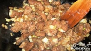 Говядина, тушенная в кисло-сладком соусе