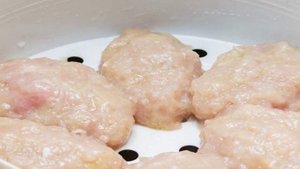 Диетические котлеты на пару в мультиварке