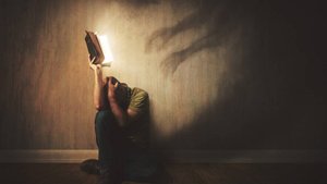 КАК ДЕМОНЫ ВХОДЯТ В ЛЮДЕЙ--Ч 1 (С МОЛИТВАМИ И ИЗГНАНИЕМ)