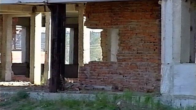 2002 год. Тюмень. Программа "Город". Заброшенная стройка на Лесобазе