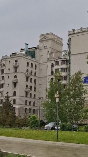 Бестолковый дом в стиле Барокко