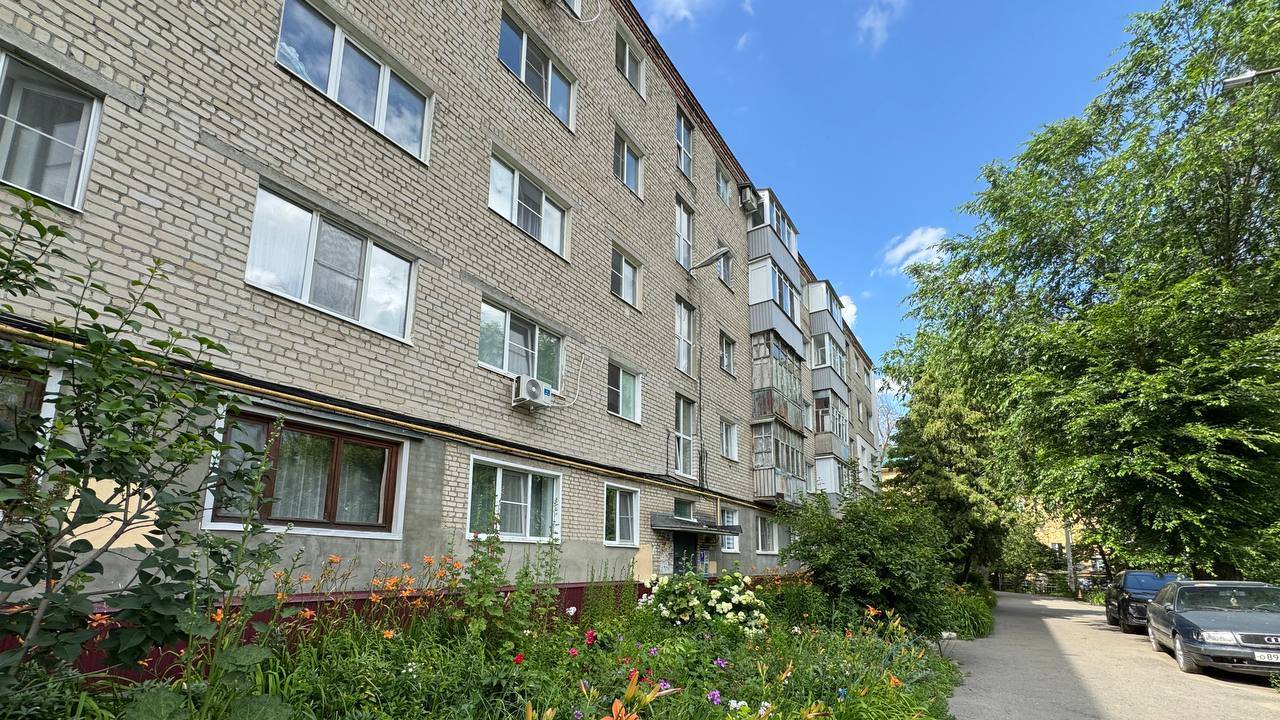 2 - х комнатная квартира ул. Ударная д.40 г.Пенза