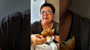 ОЧЕНЬ ВКУСНО Я ПЕРЕКУСИЛА/Идеальные не испугайтесь/А на перекус п/д едой Чебуреки/мукбанг