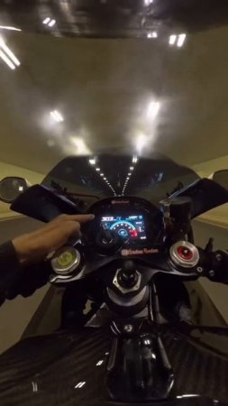 BMW m1000rr launch control