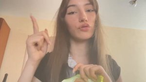 Asmr,no триггеры меняются каждые 10 секунд.SofkaZoska🪬