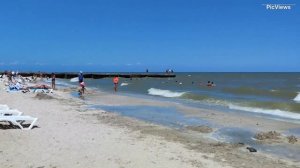 Ейск Центральный пляж сегодня 26 июля 2025. Море и погода в Ейске сейчас. Краснодарский край