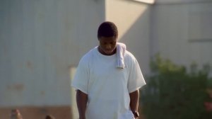 Warrick Dunn Helps Struggling, Single Parents Become Homeowners