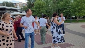 Обманула, не пришла...