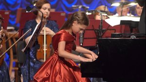 Ножель Скрябина, 10 лет / В.А.Моцарт концерт для фортепиано с оркестром № 23 Ля Мажор в трёх частях