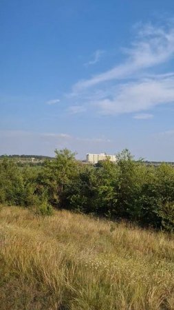 Где-то далеко.. едем на поезде и смотрим в окно