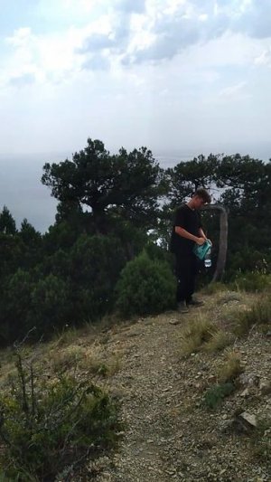 Поднялись на гору в живописном уголке нашей РОДИНЫ на Чёрном море в Большом Утрише