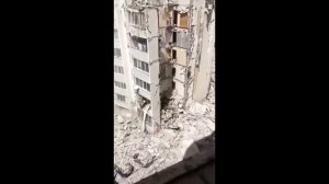 Саратов, утечка газа взорвался многоквартирный дом.