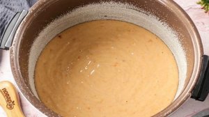 Быстрый пирог с вареньем в мультиварке