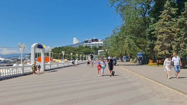 Готовим сами в Геленджике 🐟  🌯 🥘 Море, солнце, пляж 🏖 🌊 🐬  🌞 смотреть онлайн