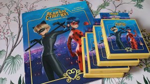 Распаковка и обзор наклеек и журнала от Панини Леди Баг и Супер Кот.