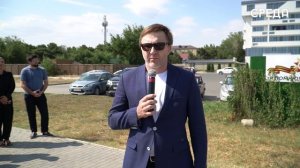 В Каспийске торжественно подняли флаг Дагестана в честь Дня Конституции Республики