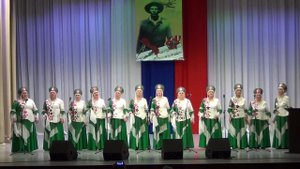 "За тихой рекою" Исполняет Народный хор ветеранов "Золотая звонница" (Краснотурьинский МО)