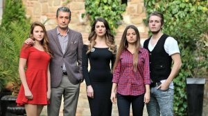 Вдребезги - 1 сезон 7 серия / Paramparça / Shattered