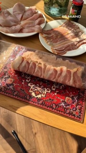 2 Мясной рулет с грибами и сыром