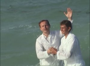 Крещение в церкви МСЦ ЕХБ North Port Florida 1 июня 2003 год