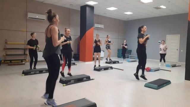 Интервальная тренировка. Здоровое тело.Групповой зал.