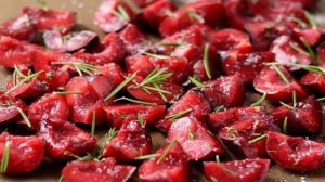 Вяленые сливы с чесноком и тимьяном