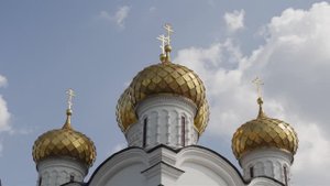 Свято-Троицкий Ипатьевский мужской монастырь в Костроме, колыбель династии Романовых. Россия.