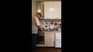Жареные пирожки с рисом яйцом и зеленым лукоmp4