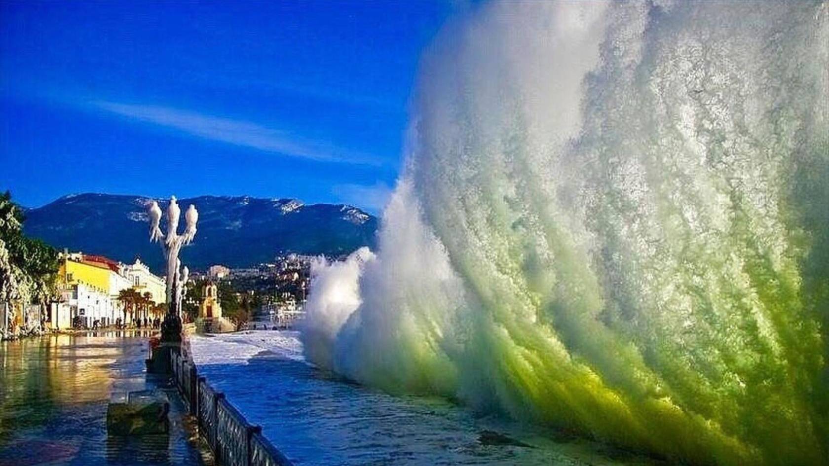 АВГУСТ--КОЗЕРОГ(таро)