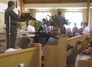 Часто жизнь бросает, как ладью волной  3/25/2001