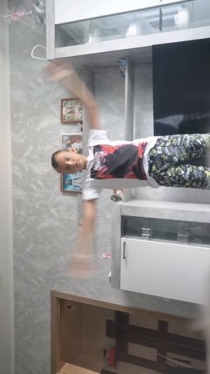 УТРЕННЯЯ ЗАРЯДКА С БАМАЖНЫМ МАЛЬЧИКОм