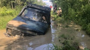 Домодедовская просека, разложись почти все, Нива, УАЗ, Опель