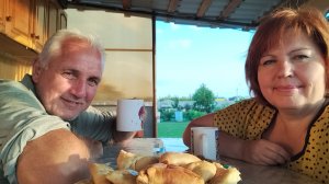 Вечернее чаепитие.Сидим, отдыхаем, болтаем!