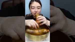 АСМР/Поедание кровяной колбасы на камеру/ASMR/Мукбанг