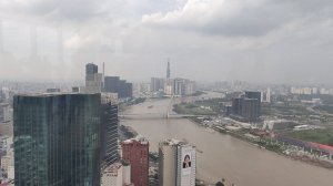 Вид на Сайгон с 49 этажа Финансовой башни