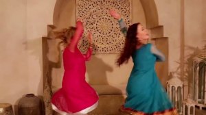 индийский танец Болливуд на праздник