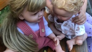 РЕБОРН МИЛАНА РУГАЕТСЯ НА ЕВОЧКУ. ЕВА С МИЛАНОЙ ПОССОРИЛИСЬ ПРЯМО НА ПЛОЩАДКЕ