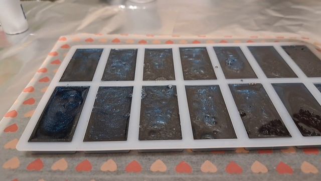 Делаю домино 1 раз из эпоксидной смолы 🤩 получилось круто! #эпоксидка #смола #домино смотреть онлайн