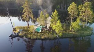 ПОПАЛ НА ОСТРОВ ПО СЕРЕДИНЕ ТАЁЖНОГО ОЗЕРА. РЫБАЛКА НА ЛЕСНОМ ОЗЕРЕ. ЖИВУ НА ОСТРОВЕ В ДАЛИ ОТ ЛЮДЕЙ