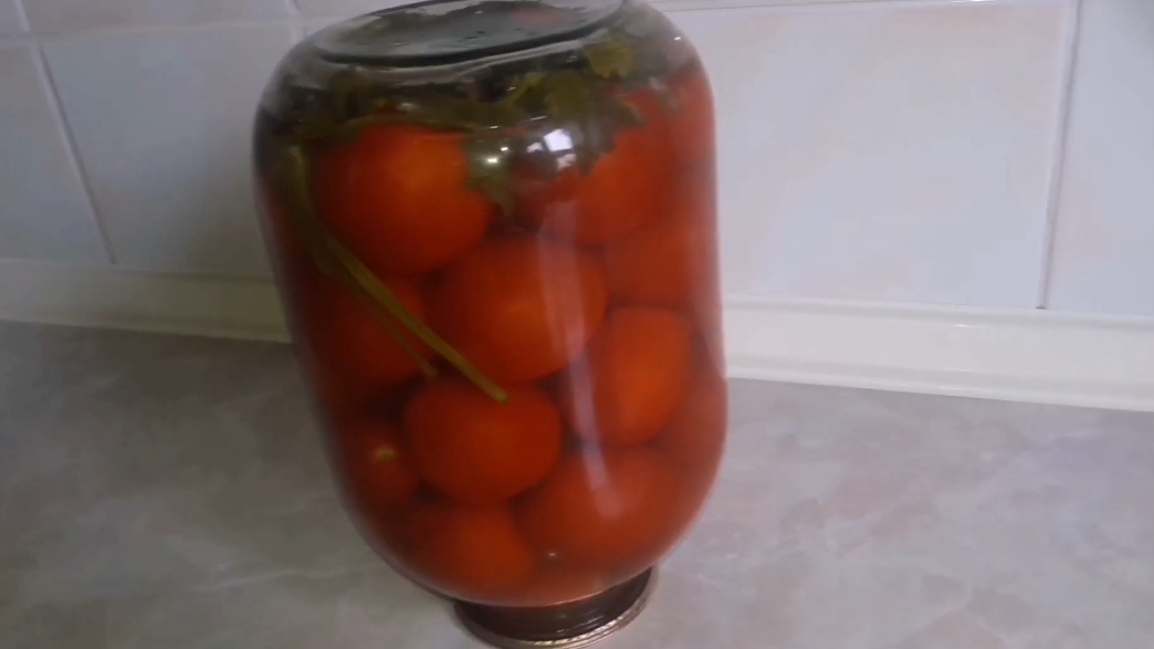Маринованные помидоры на зиму. Рецепт: Помидоры:"Кубаночка"