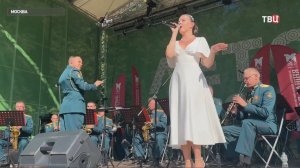 Москвичей пригласили в парки на концерты военных оркестров / События на ТВЦ