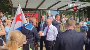 Путин под возгласы "Браво" пообщался с жителями Петербурга / События на ТВЦ
