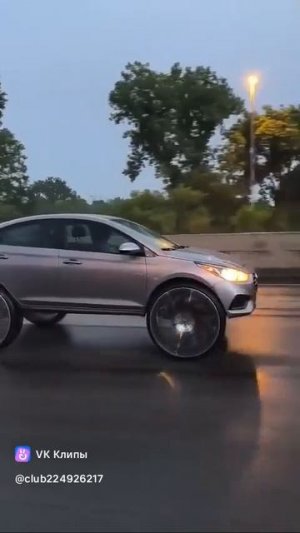 POV: когда мечтал об Urus, но денег хватило только на Solaris.