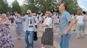 Дарите женщинам цветы... 26.07.25...