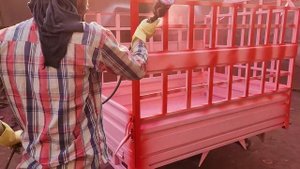 Пакистанские мастера - производственный процесс массового производства 100кубового погрузчика-рикша