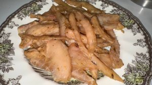 Мясные чипсы из куриной грудки.