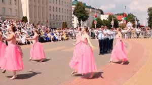 Парад оркестров, танцы балерин и соревнования спасателей. Город-герой Брест отмечает 1006-летие